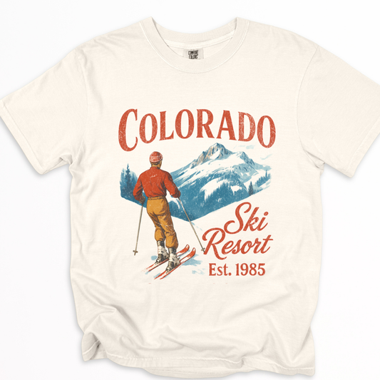 Colorado Ski Resort, Vintage Patina Print - Comfort Colors Relaxed Fit Premium T Shirt