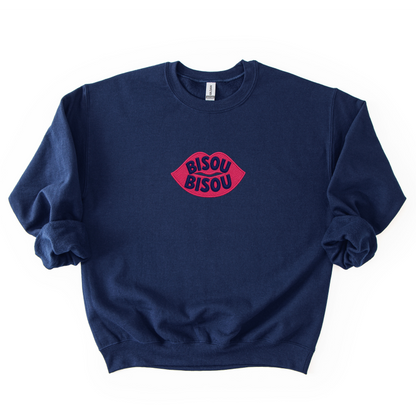 Bisou Bisou Embroidery - Gildan Crewneck Sweatshirt