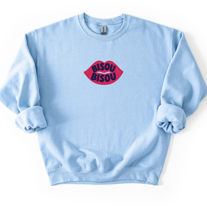 Bisou Bisou Embroidery - Gildan Crewneck Sweatshirt
