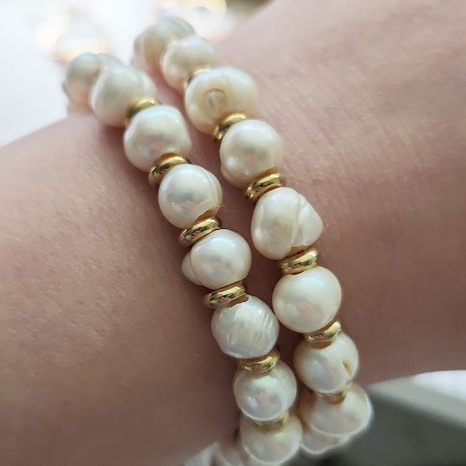 Natural White Pearl and Brass Beaded Stretch Bracelets