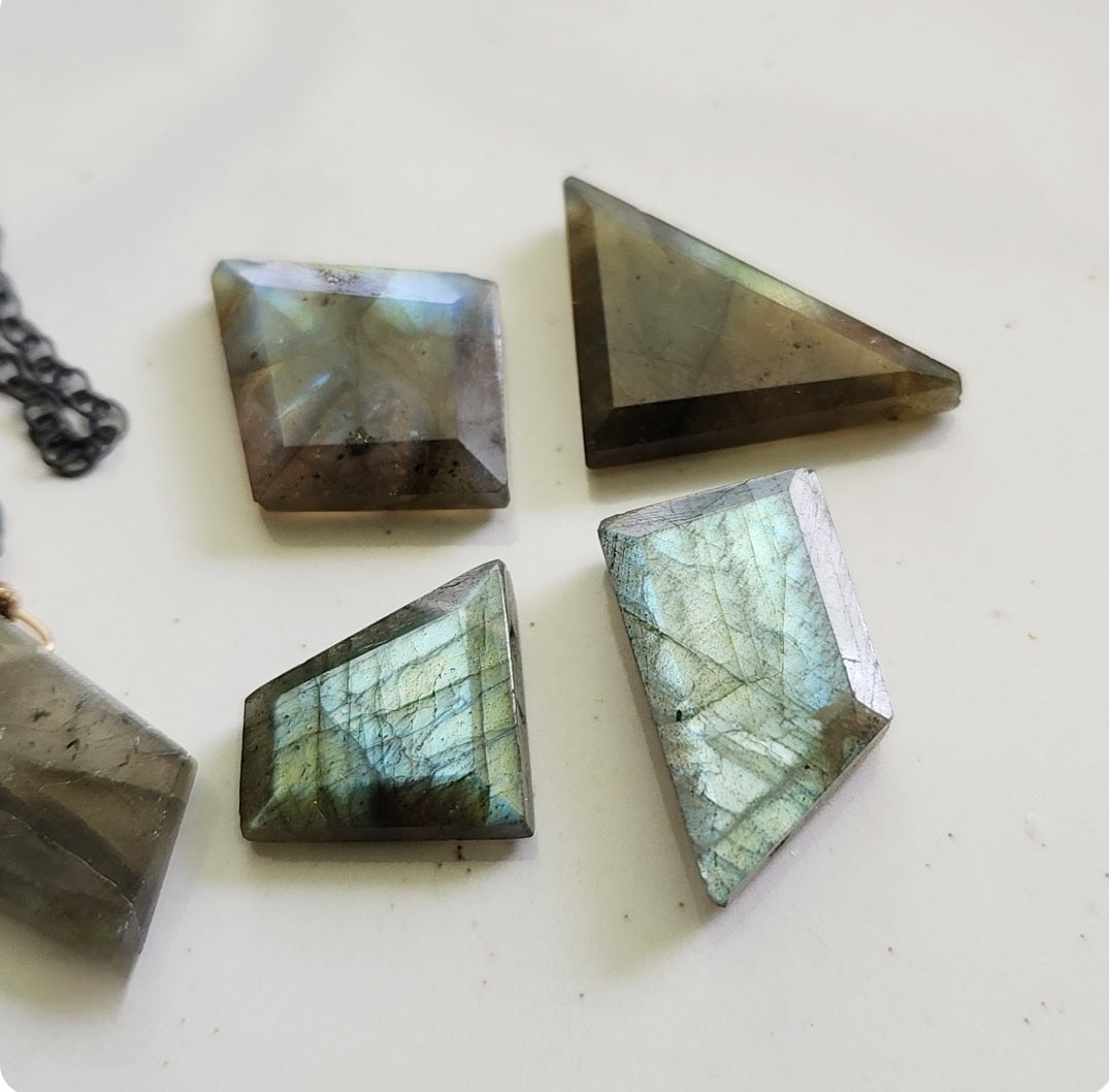 Flashy Labradorite & Black Brass Geometric Pendant Necklace