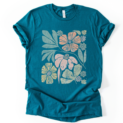 Artistic Boho, Vintage Distressed Print - Bella Canvas Super Soft Fitted T Shirt