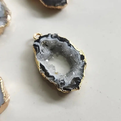 Gold Plated Geode/Agate Slice Pendant Necklace
