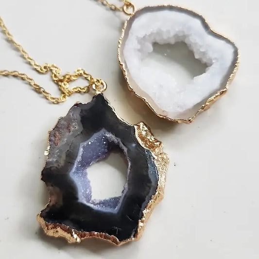 Gold Plated Geode/Agate Slice Pendant Necklace