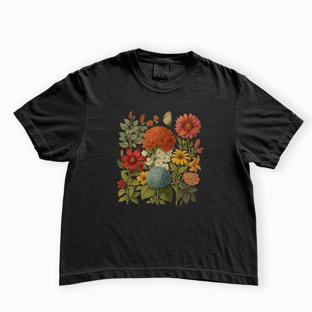 Hydrangea Bloom - Comfort Colors Boxy Cropped Tee