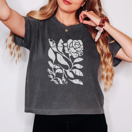 Twisted Vintage Rose - Comfort Colors Boxy Cropped Tee