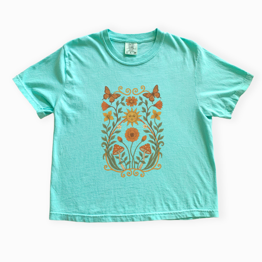 Golden Butterfly - Comfort Colors Boxy Cropped Tee