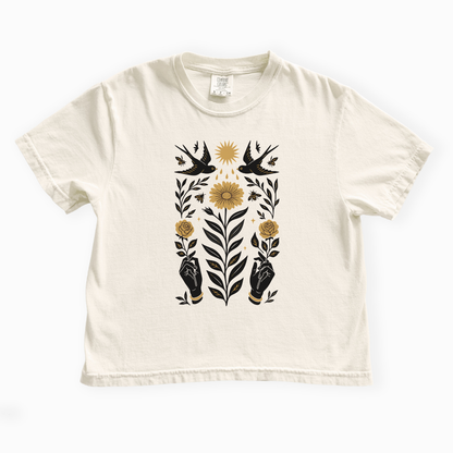 Sanctum Botanica - Comfort Colors Boxy Cropped Tee