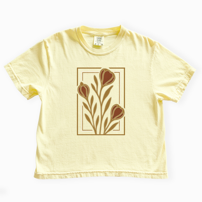 Floraison Noire - Comfort Colors Boxy Cropped Tee