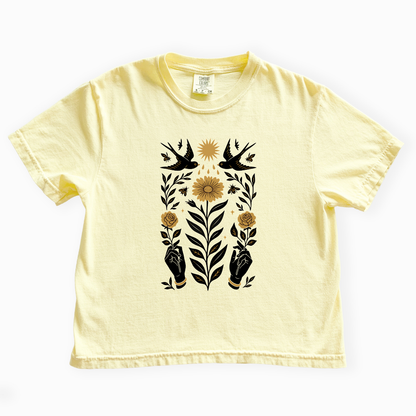 Sanctum Botanica - Comfort Colors Boxy Cropped Tee