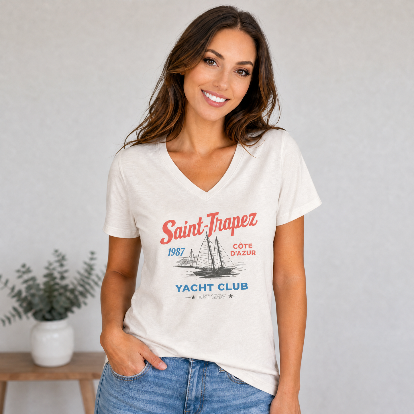 Saint Tropez Yacht Club - Super Soft V-Neck