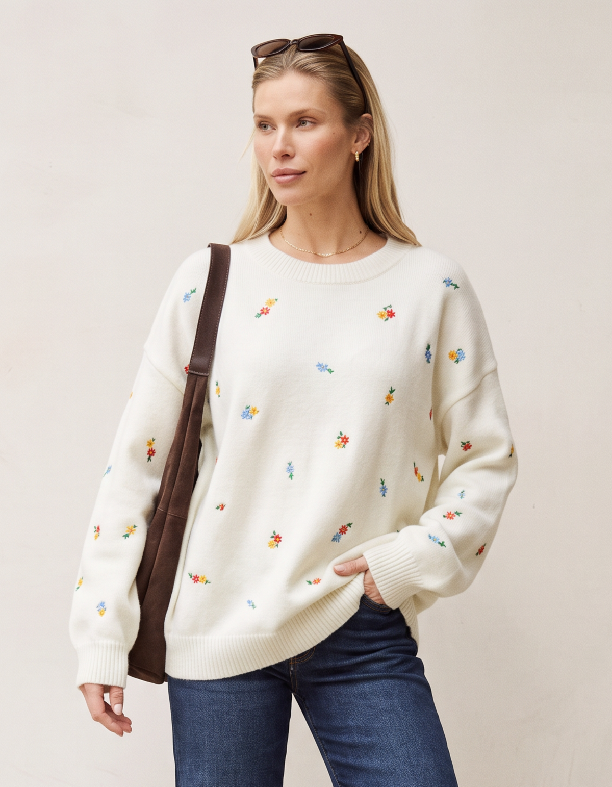 Crew Neck Knit Sweater with Floral Embroidery