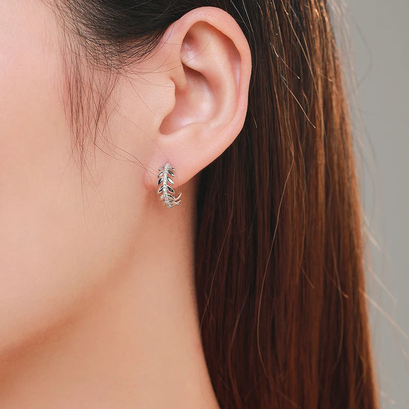 925 Sterling Silver Elegant Leaf Clear Zircon Stud Earrings