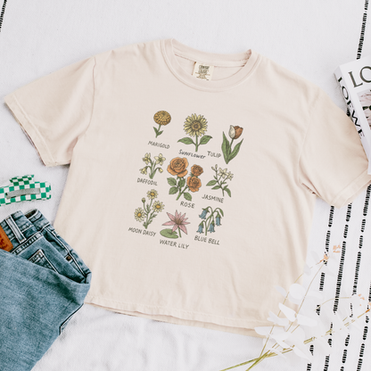 Botanical Sketchbook - Comfort Colors Boxy Cropped Tee