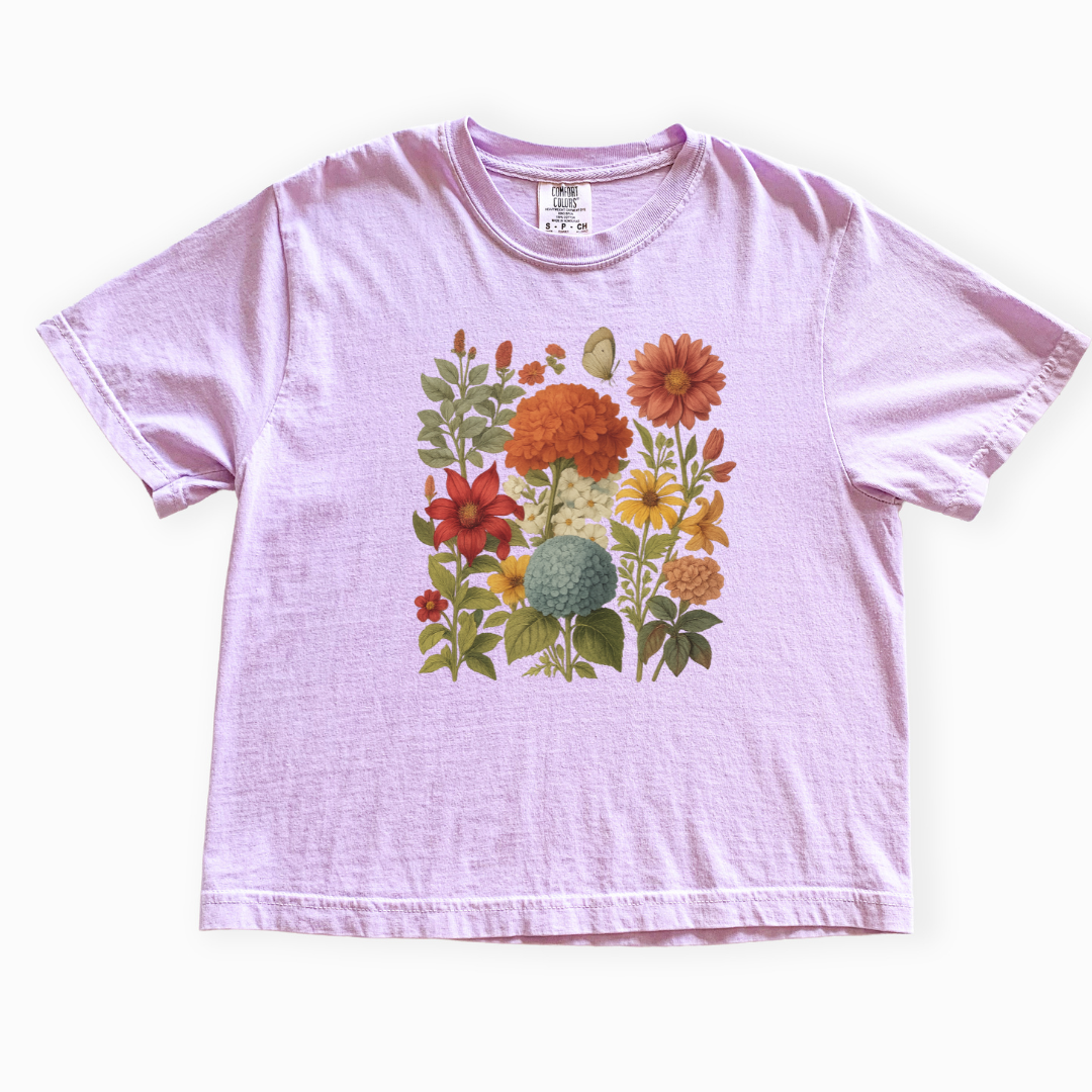 Hydrangea Bloom - Comfort Colors Boxy Cropped Tee