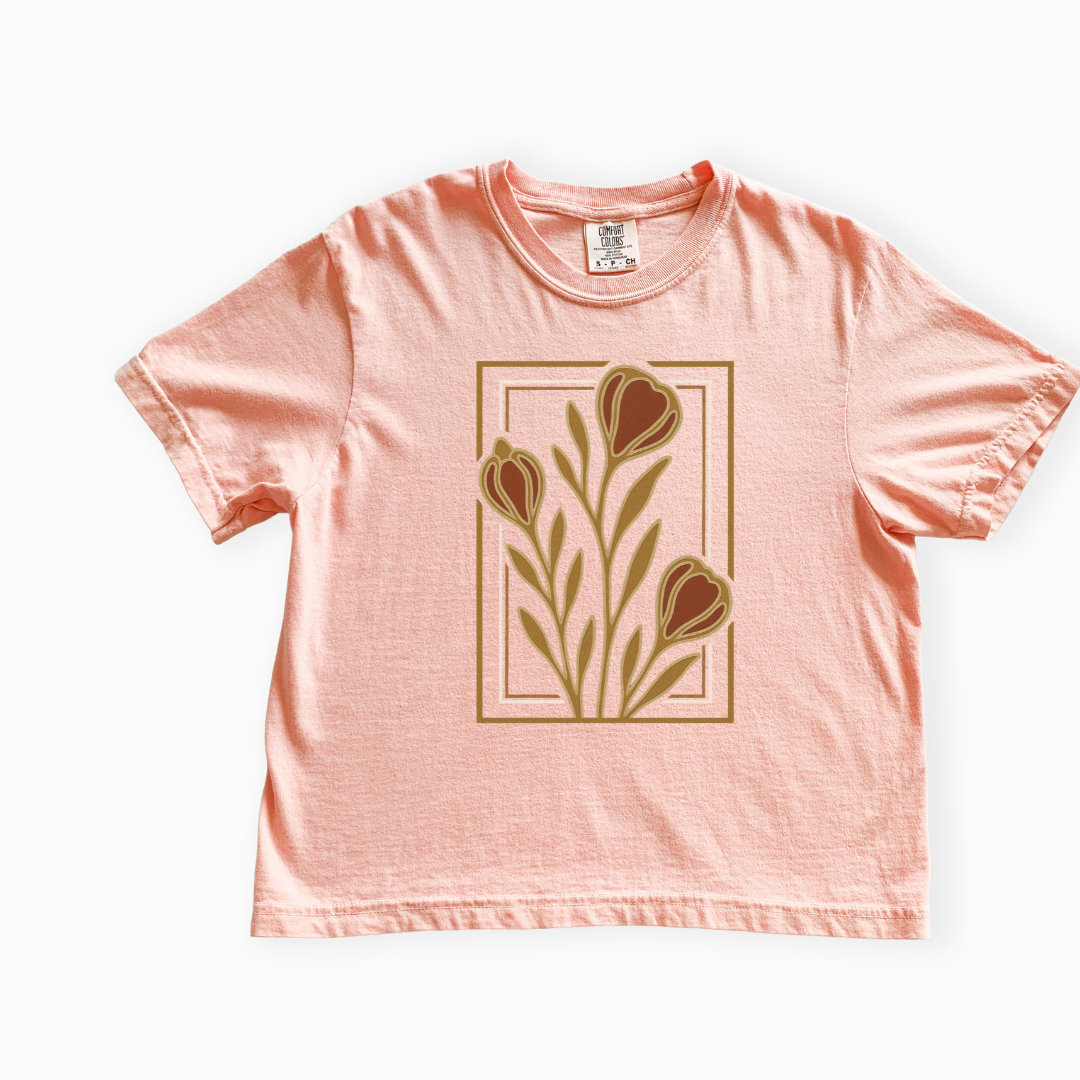 Floraison Noire - Comfort Colors Boxy Cropped Tee