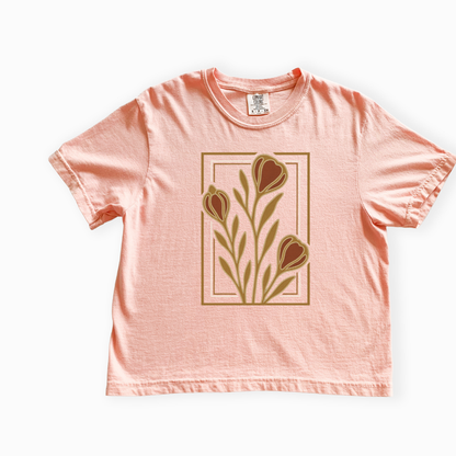 Floraison Noire - Comfort Colors Boxy Cropped Tee