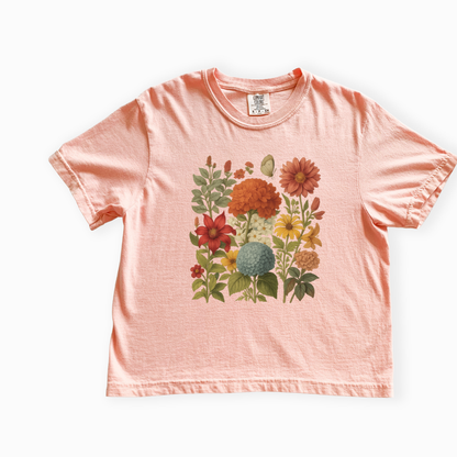 Hydrangea Bloom - Comfort Colors Boxy Cropped Tee