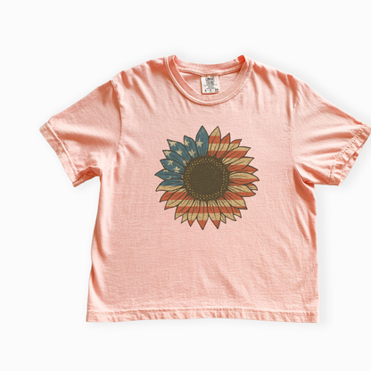 Stars and Stripes Sunflower - Comfort Colors Boxy Cropped Tee