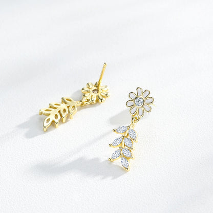 925 Sterling Silver Daisy Flower Enamel Stud Earrings