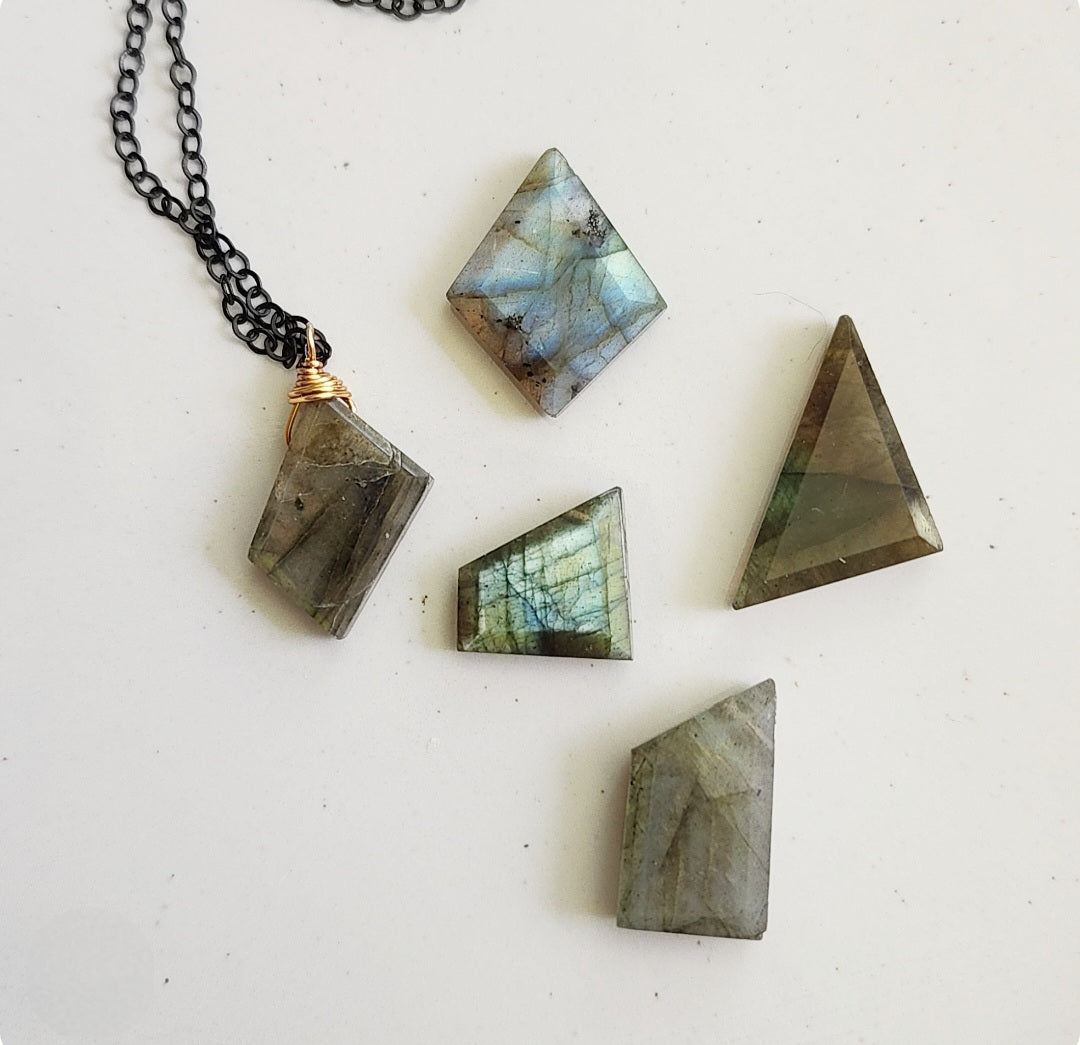 Flashy Labradorite & Black Brass Geometric Pendant Necklace