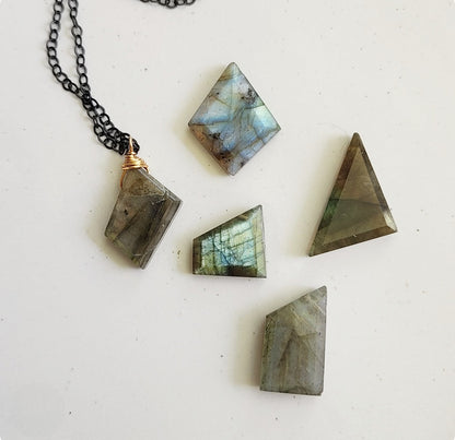 Flashy Labradorite & Black Brass Geometric Pendant Necklace