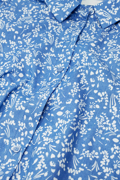 Blue Blouse With Floral Design and Short Sleeves
