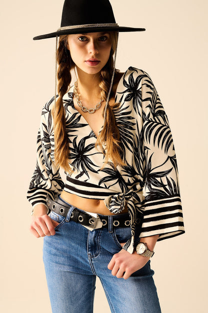Cropped Top in White With Tropical Motif in Black