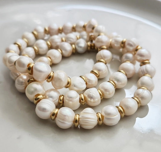 Natural White Pearl and Brass Beaded Stretch Bracelets