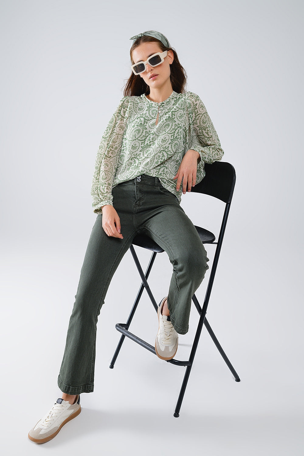 Green Chiffon Blouse With Floral Print and Long Balloon Sleeves