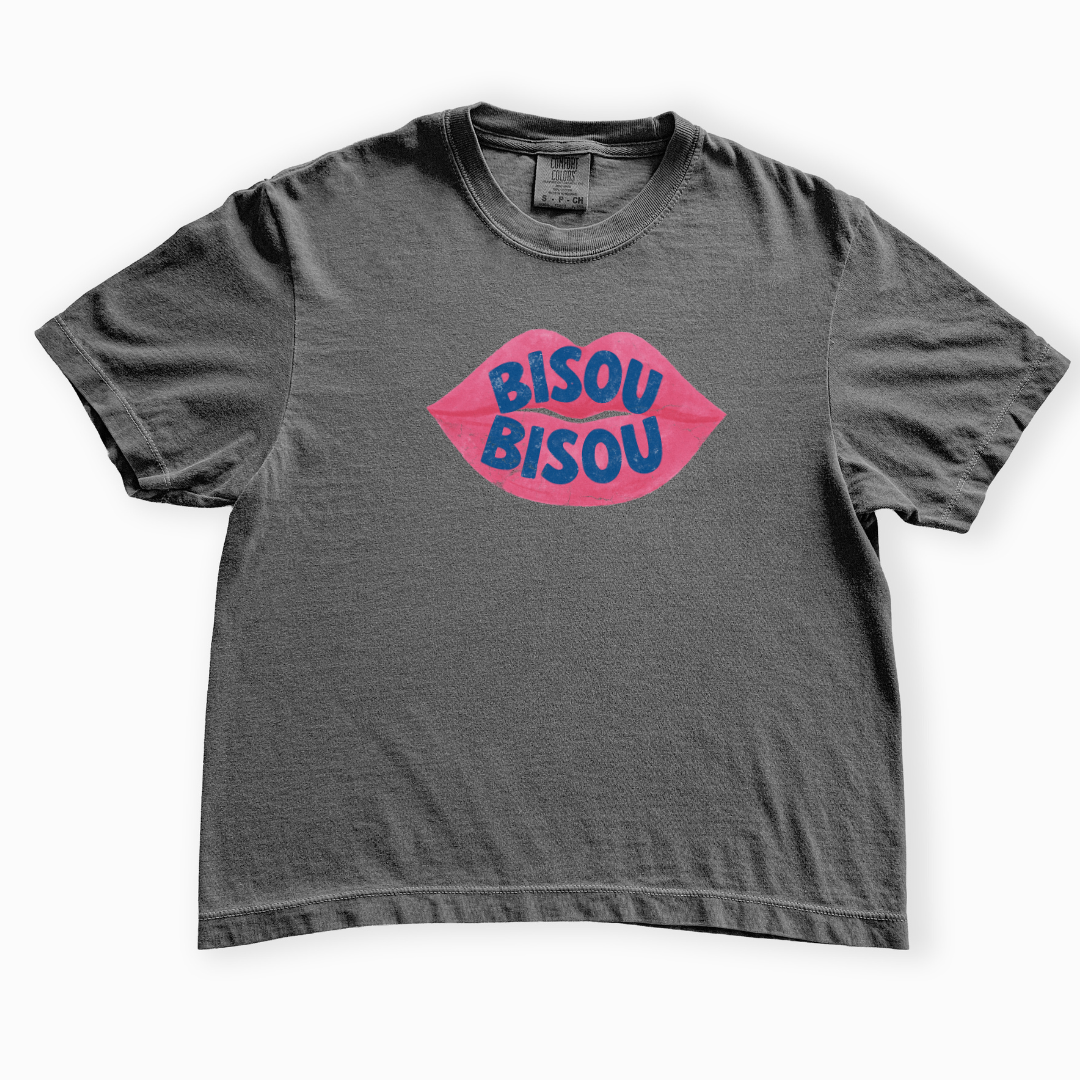 Bisou - Comfort Colors Boxy Cropped Tee