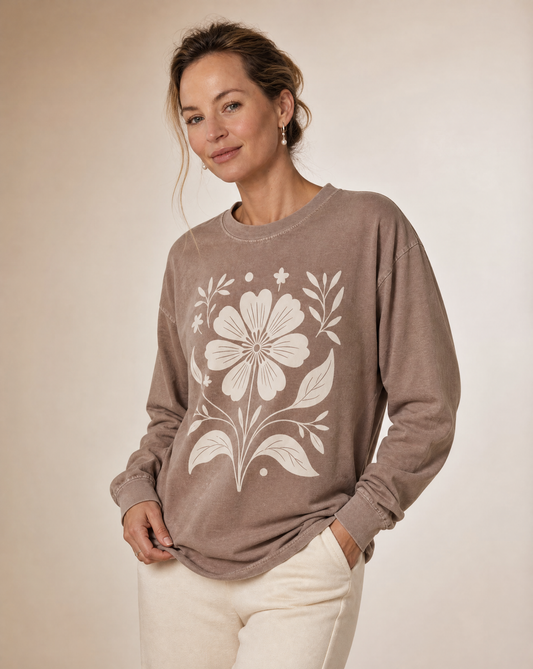 Petalis Blanco - Comfort Colors Long Sleeve Premium T Shirt